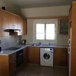 Ocean View Sunny Retreat Διαμέρισμα