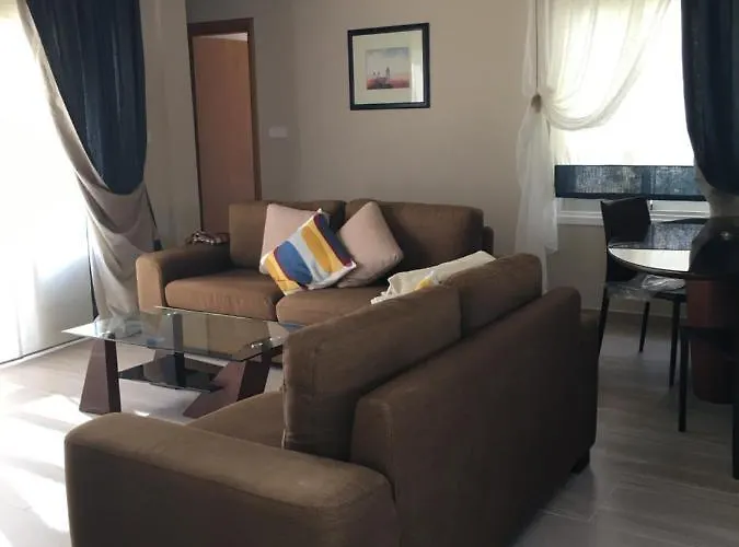 Ocean View Sunny Retreat Apartamento