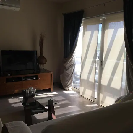 Ocean View Sunny Retreat Апартаменты