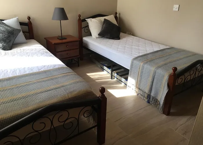 Ocean View Sunny Retreat Апартаменты *