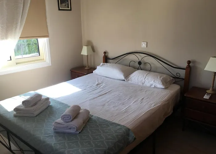 Ocean View Sunny Retreat *