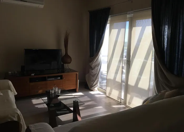 Ocean View Sunny Retreat Apartmán