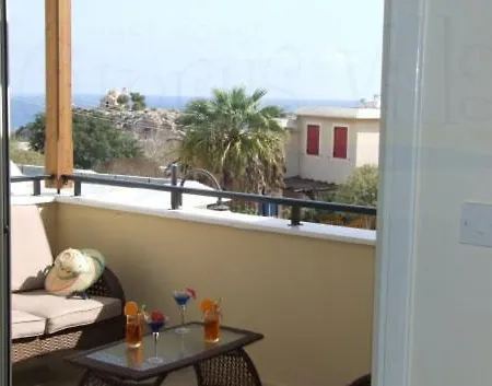 Ocean View Sunny Retreat アパート プロタラス